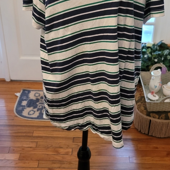 4/$19 Blue and green striped Notre Dame t-shirt XL - Picture 3 of 5